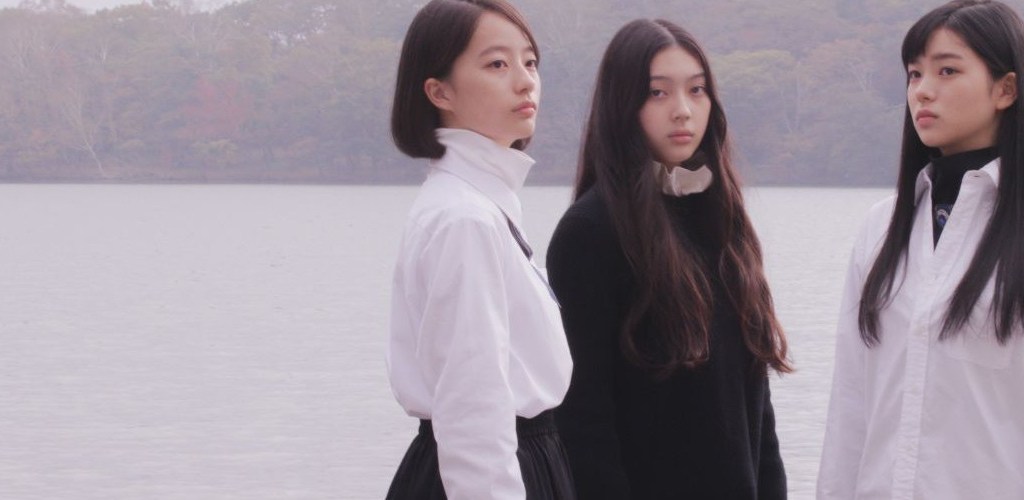 Anna, Rika and Shiori on lake shore