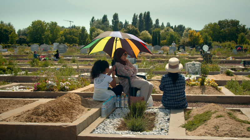 Visitors on the graveyard