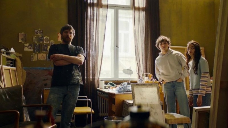 Edgar, Lou and Jonathan in their flat