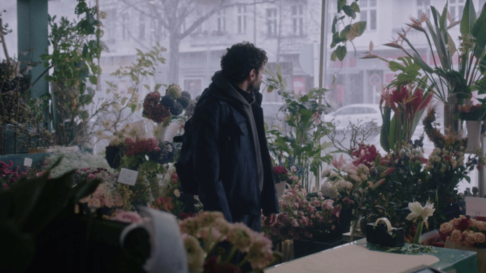 Iman in a flower store